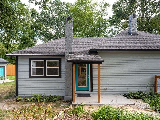 306 Mccoy Cove Road, Black Mountain, NC 28711