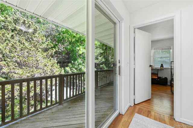 515 High Street 18, Port Jefferson, NY 11777