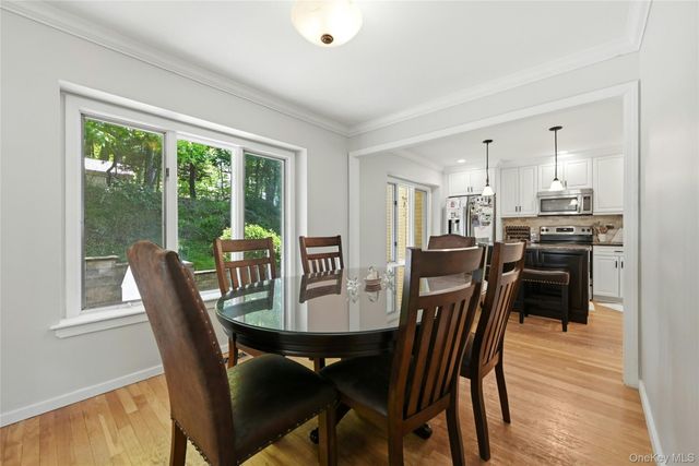 515 High Street 18, Port Jefferson, NY 11777