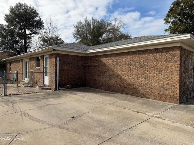 7836 Arbor Lane, Panama City, FL 32404