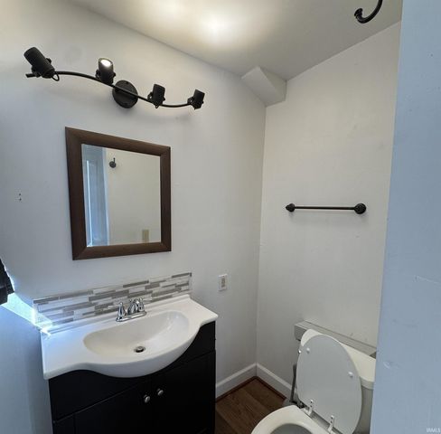 111 E 6th St Apt C, Bloomington, IN 47408