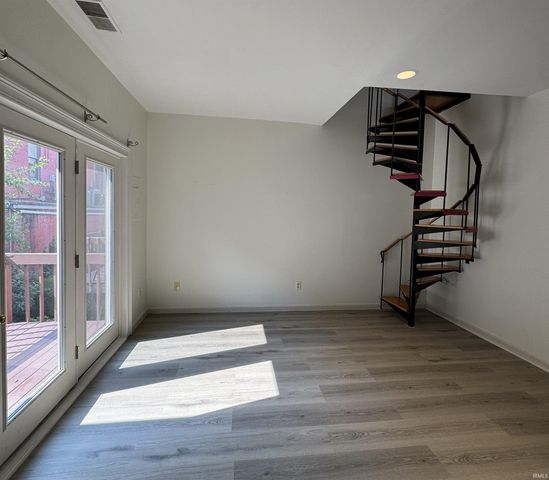 111 E 6th St Apt C, Bloomington, IN 47408