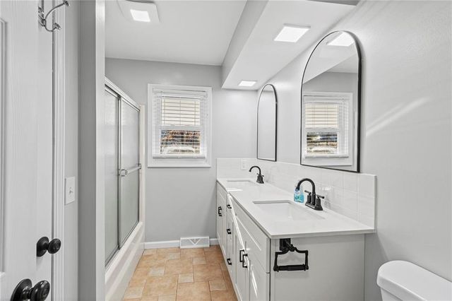 17102 Barr Avenue, Holt, MO 64048