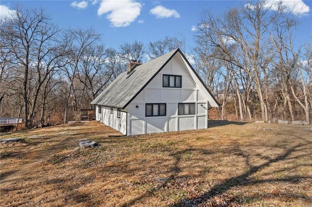 17102 Barr Avenue, Holt, MO 64048