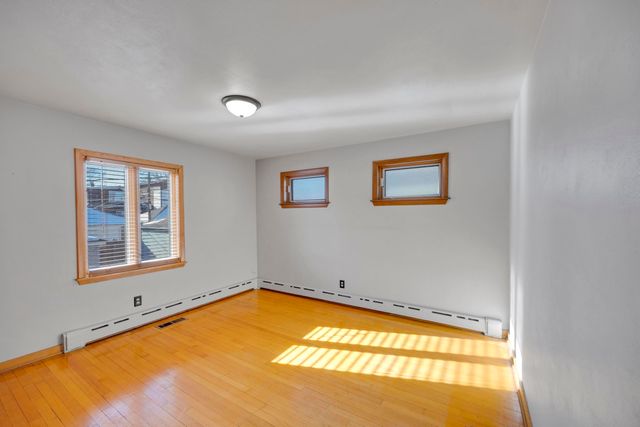 1218 120th Street, Whiting, IN 46394