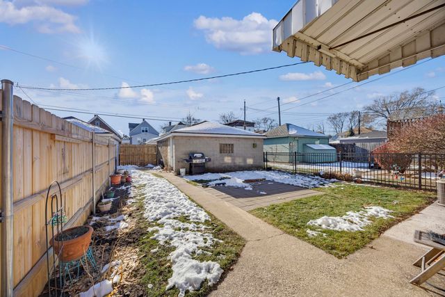 1218 120th Street, Whiting, IN 46394