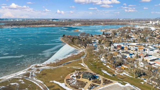 1218 120th Street, Whiting, IN 46394