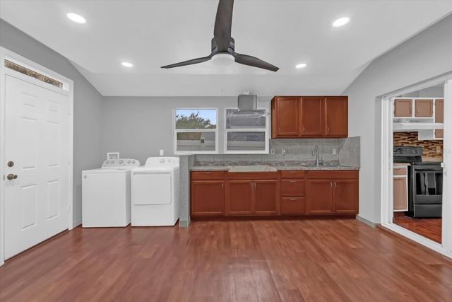 405 LATONIA STREET, Kissimmee, FL 34741