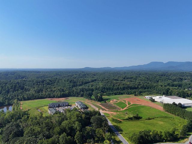 70 Fox Mountain Road, Columbus, NC 28722