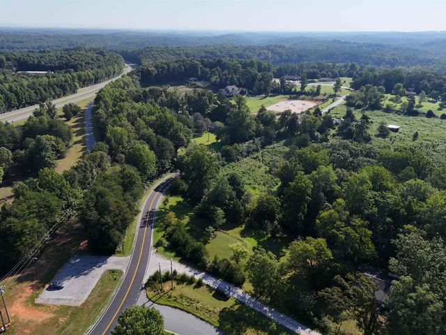 70 Fox Mountain Road, Columbus, NC 28722