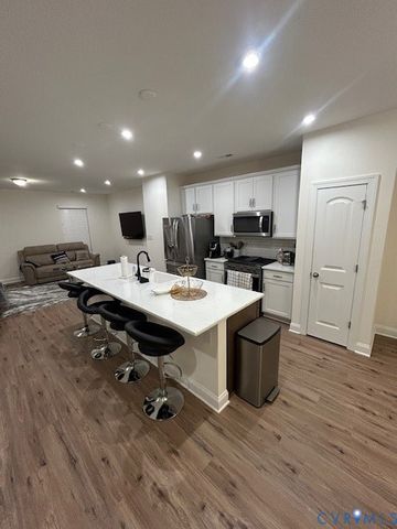 17067 Thornapple Ct, Moseley, VA 23120