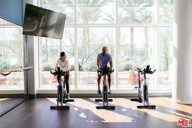 889 S Francisco St Street 2305, Los Angeles, CA 90017