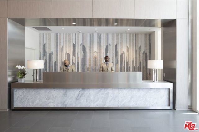 889 S Francisco St Street 2305, Los Angeles, CA 90017