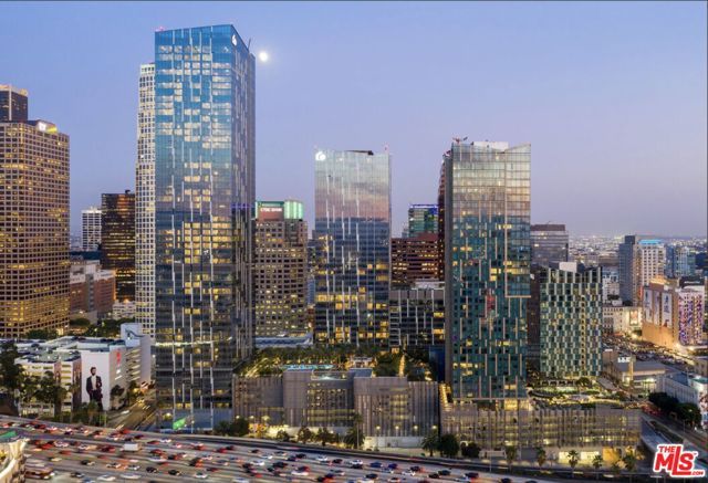 889 S Francisco St Street 2305, Los Angeles, CA 90017