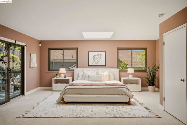 1085 Brookwood Road, Oakland, CA 94610