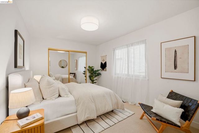 1085 Brookwood Road, Oakland, CA 94610