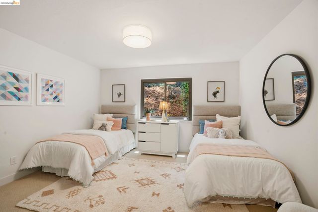 1085 Brookwood Road, Oakland, CA 94610