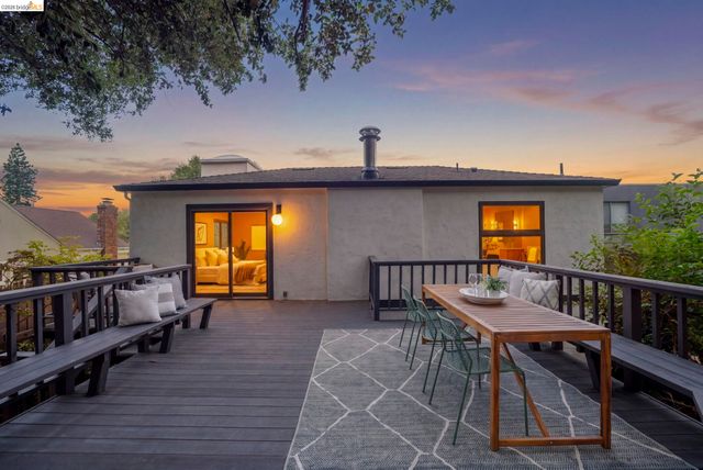 1085 Brookwood Road, Oakland, CA 94610