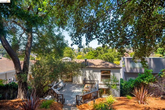 1085 Brookwood Road, Oakland, CA 94610