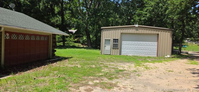 424338 E 1168, Eufaula, OK 74432
