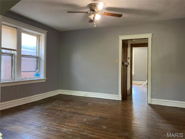 3332 Aubert Avenue, St Louis, MO 63115