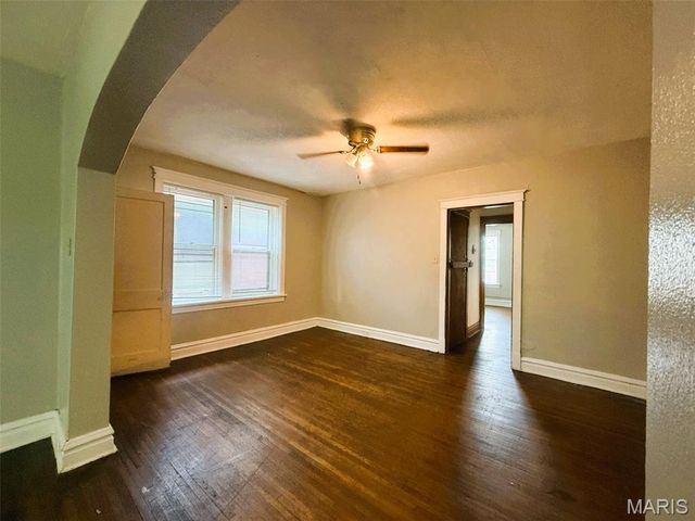 3332 Aubert Avenue, St Louis, MO 63115