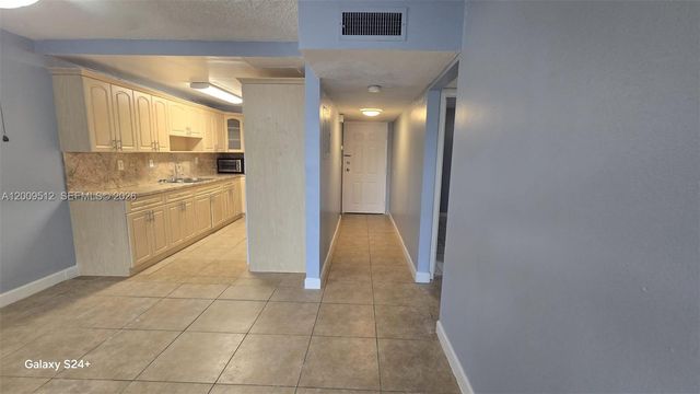 10090 NW 80th Ct 1406, Hialeah Gardens, FL 33016