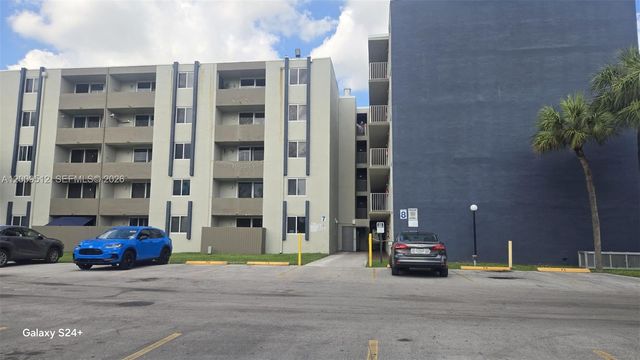 10090 NW 80th Ct 1406, Hialeah Gardens, FL 33016