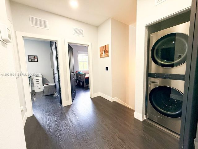 11967 NW 46th Street, Coral Springs, FL 33076