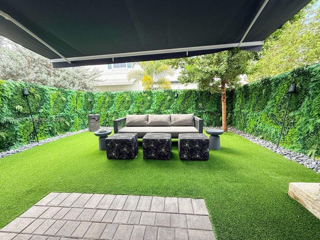 11967 NW 46th Street, Coral Springs, FL 33076