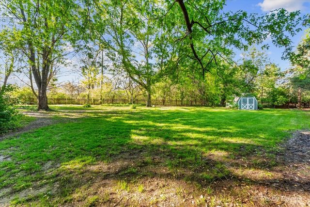417 Bayview Avenue, Naperville, IL 60565