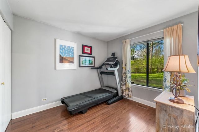 417 Bayview Avenue, Naperville, IL 60565