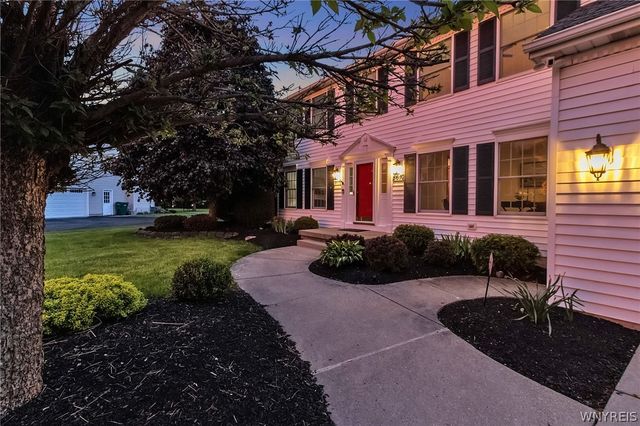 8610 Appleton Court, Clarence, NY 14051