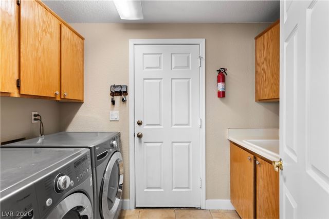 197 Webster Way, Henderson, NV 89074