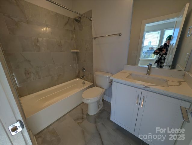 2322 Elizabeth Mill Place, Charlotte, NC 28208