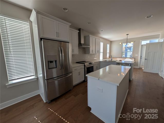 2322 Elizabeth Mill Place, Charlotte, NC 28208