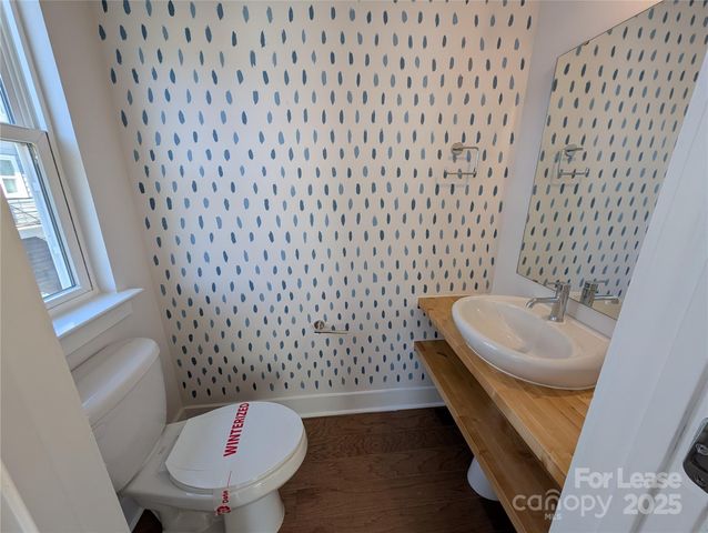 2322 Elizabeth Mill Place, Charlotte, NC 28208