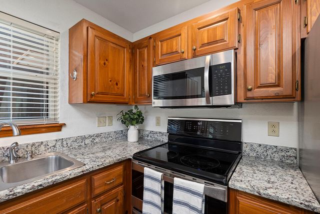 660 Ellison Street, Branson, MO 65616