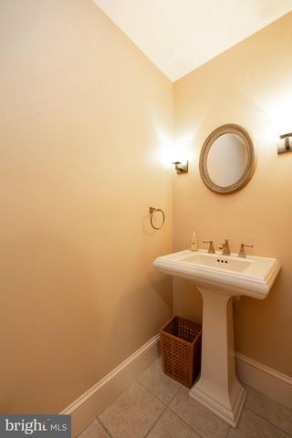 260 HOOD RD, West Grove, PA 19390