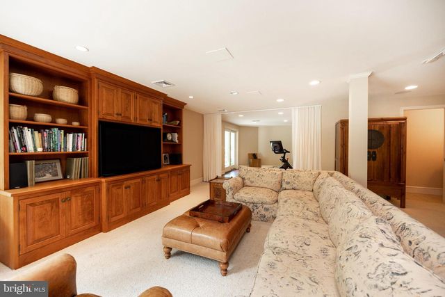 260 HOOD RD, West Grove, PA 19390