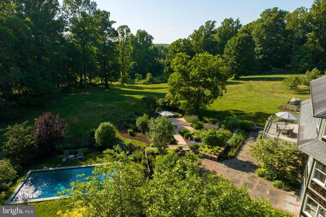 260 HOOD RD, West Grove, PA 19390