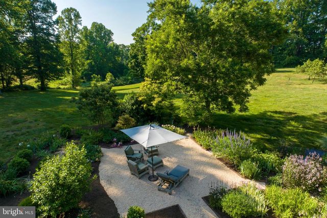 260 HOOD RD, West Grove, PA 19390