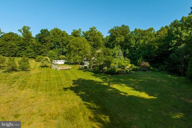 260 HOOD RD, West Grove, PA 19390