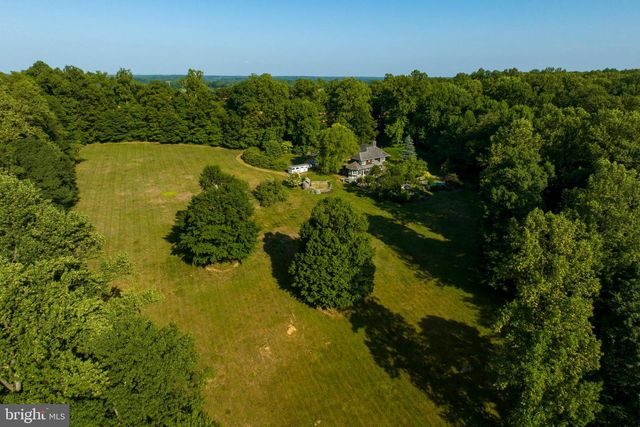 260 HOOD RD, West Grove, PA 19390