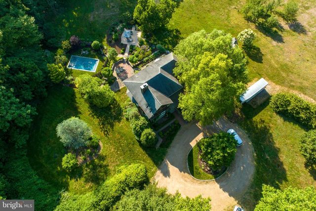 260 HOOD RD, West Grove, PA 19390