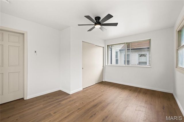5223 Schollmeyer Avenue, St Louis, MO 63109