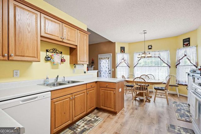 310 Hillcrest Drive, Hiram, GA 30141