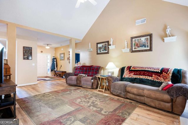 310 Hillcrest Drive, Hiram, GA 30141