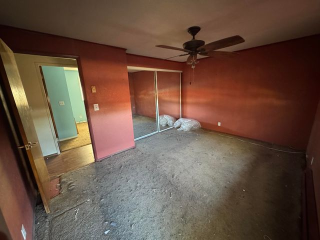 1234 NW 9th Street, Redmond, OR 97756