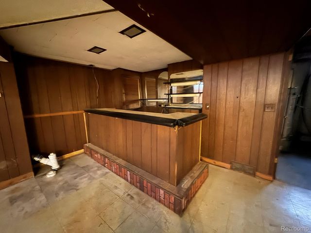 17970 S Wind Drive, Fraser, MI 48026